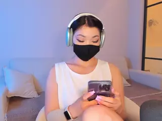 Moonlovee's Live Sex Cam Show