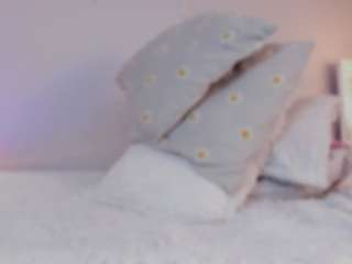 queen-liana Live Webcam on CamSoda