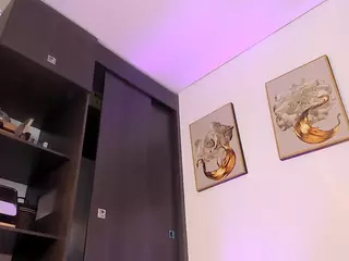 queen-liana's Live Sex Cam Show