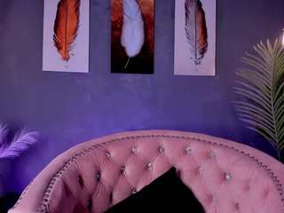 Sami Hills live webcam show