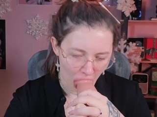 carolinawinter Live Webcam on CamSoda