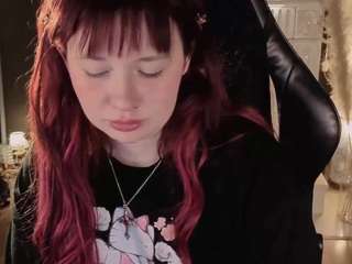 le modèle carolinawinter est en webcam porno dans un show sur le site camsoda, il possède les tags suivants: ahegao,joi,yoga,twerk,striptease,smoking,sex-toys,role-play,red hair,pussyplay,no drinking,natural,mistress,full-nudity,ass,foot-fetish,findom,femdom,facial piercings,erotic-dance