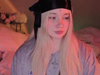 carolinawinter Live Webcam on CamSoda