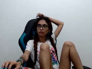 linda-petite camsoda Adult Sex Webcam 