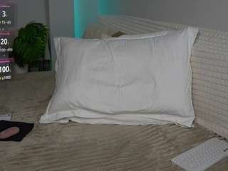 urblonde live cam profile