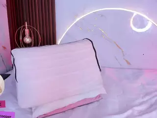 martinna-28's Live Sex Cam Show