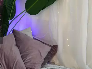 LowkeyGoldie's Live Sex Cam Show