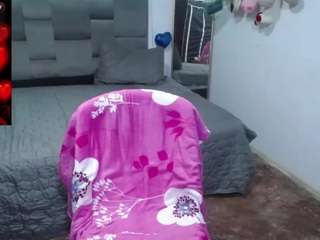 adelemilf's CamSoda show and profile