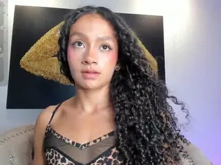 Briana Thompson's Live Sex Cam Show