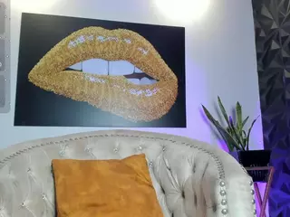 Briana Thompson's Live Sex Cam Show