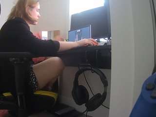 voyeurcam-sexy-little-ana-01
