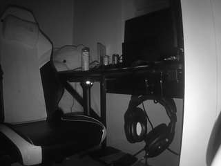 voyeurcam-sexy-little-ana-01