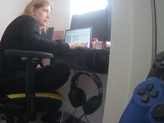voyeurcam sexy little ana