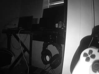 voyeurcam-sexy-little-ana-01