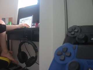 voyeurcam-sexy-l... Live Webcam on CamSoda