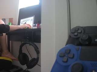 voyeurcam-sexy-l... Live Webcam on CamSoda