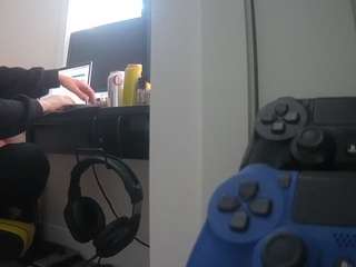 voyeurcam-sexy-little-ana-01