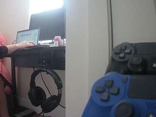 voyeurcam-sexy-little-ana-01