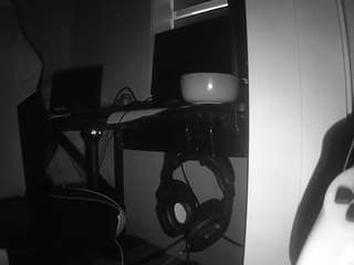 voyeurcam-sexy-little-ana-01