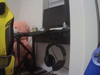 voyeurcam-sexy-l... Live Webcam on CamSoda