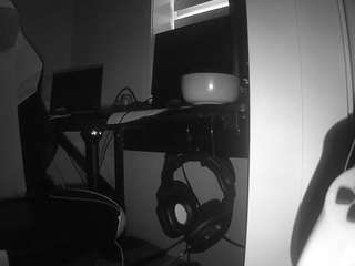 voyeurcam-sexy-little-ana-01