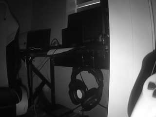 voyeurcam-sexy-little-ana-01