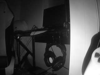 voyeurcam-sexy-little-ana-01