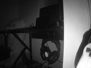 voyeurcam-sexy-little-ana-01