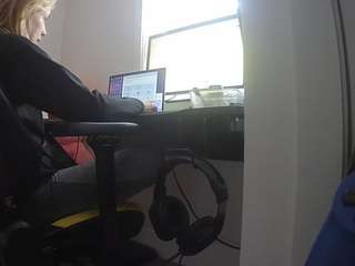 voyeurcam-sexy-little-ana-01