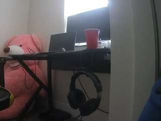 voyeurcam-sexy-little-ana-01