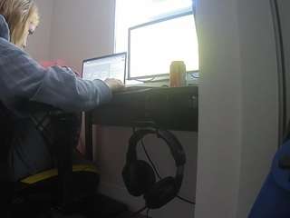 voyeurcam-sexy-l... Live Webcam on CamSoda