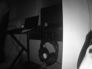 voyeurcam-sexy-little-ana-01