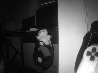 voyeurcam-sexy-little-ana-01