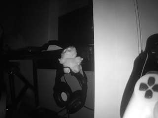 voyeurcam-sexy-little-ana-01