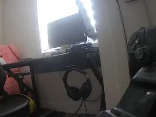 voyeurcam-sexy-little-ana-01