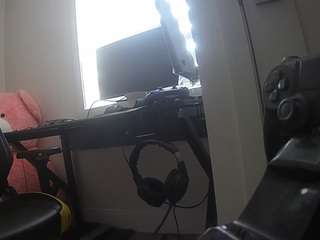 voyeurcam-sexy-little-ana-01