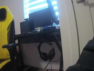 voyeurcam-sexy-little-ana-01