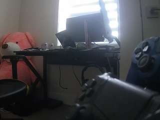 voyeurcam-sexy-little-ana-01