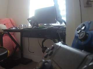 voyeurcam-sexy-little-ana-01