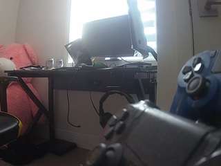 voyeurcam-sexy-little-ana-01