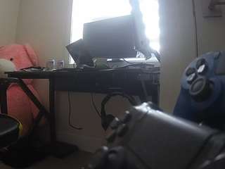 voyeurcam-sexy-little-ana-01