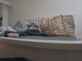 voyeurcam-sexy-little-ana-01