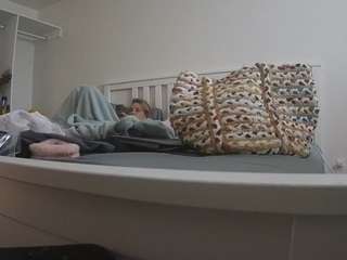 voyeurcam-sexy-little-ana-01 webcam
