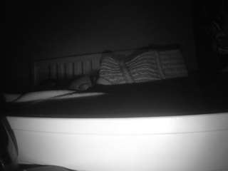 voyeurcam-sexy-little-ana-01