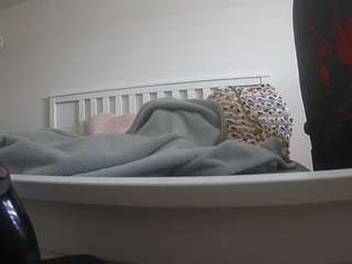 voyeurcam-sexy-little-ana-01