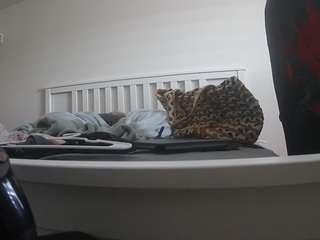 voyeurcam-sexy-little-ana-01