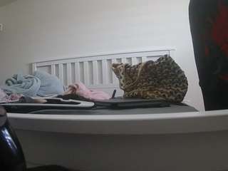 voyeurcam-sexy-little-ana-01