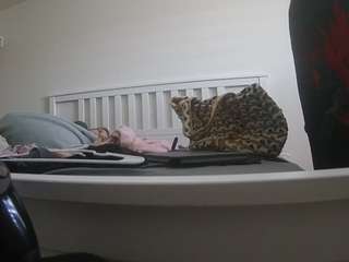 voyeurcam-sexy-little-ana-01