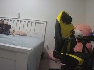  voyeurcam-sexy-little-ana-01 chat room