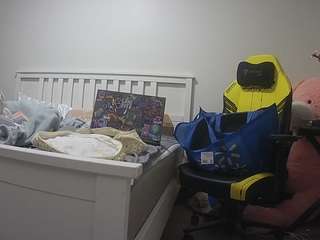 voyeurcam-sexy-little-ana-01